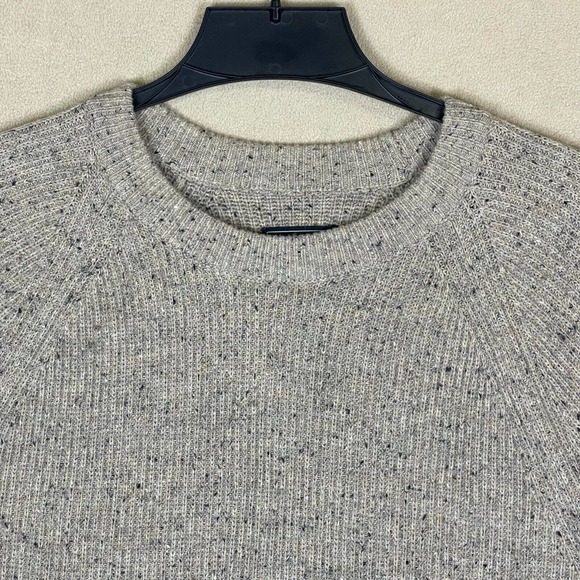 Abercrombie & Fitch Knit Sweater Mens XXL Wool Blend Round Neck Regular Fit NWOT - Picture 2 of 10